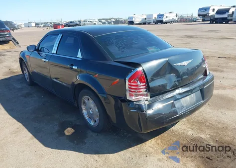 2005 Chrysler 300 из США, поврежденный, VIN 23CJA53G75H632198